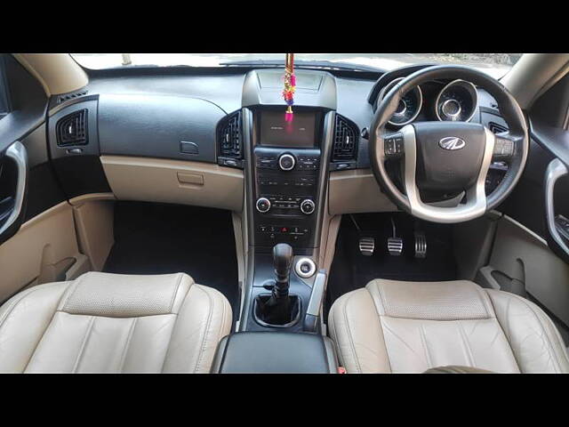 Used Mahindra XUV500 [2015-2018] W10 AWD in Bangalore