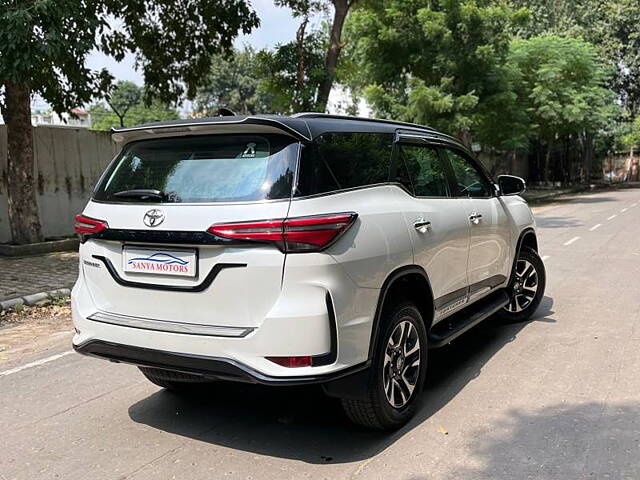 Used Toyota Fortuner Legender 2.8 4X2 AT in Delhi