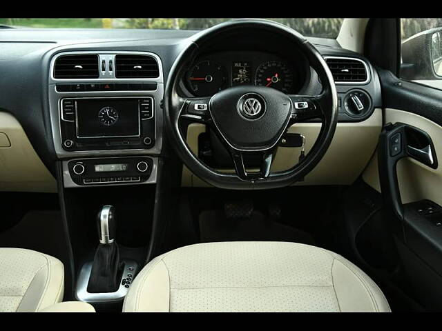 Used Volkswagen Vento [2015-2019] Highline Plus 1.5 AT (D) 16 Alloy in Kolkata