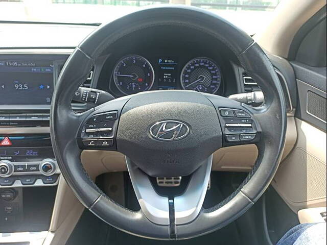 Used Hyundai Elantra SX (O) 1.5 AT in Pune