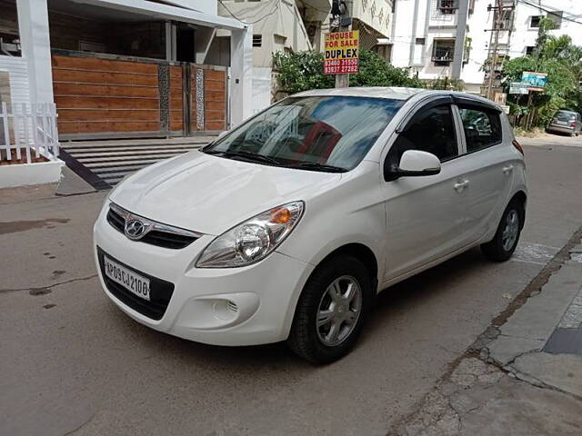 Used Hyundai i20 [2010-2012] Sportz 1.4 CRDI in Hyderabad