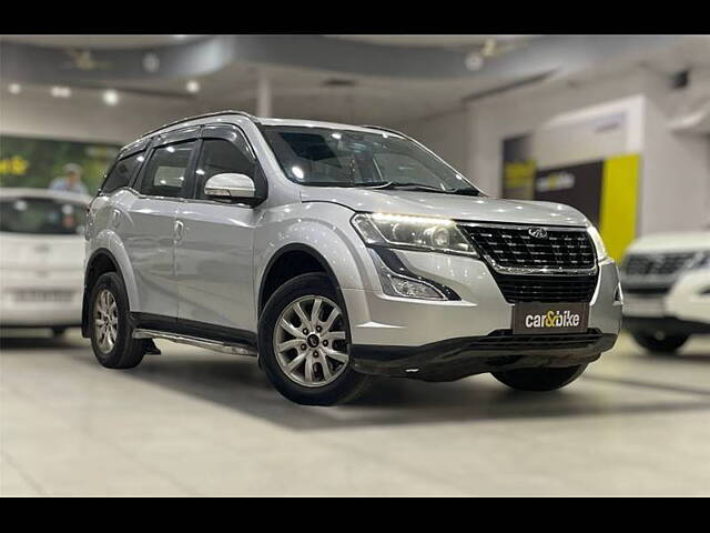 Used Mahindra XUV500 W9 [2018-2020] in Ghaziabad