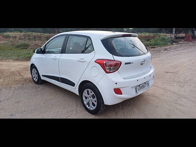 Used Hyundai Grand i10 [2013-2017] Magna 1.2 Kappa VTVT [2013-2016] in Ahmedabad