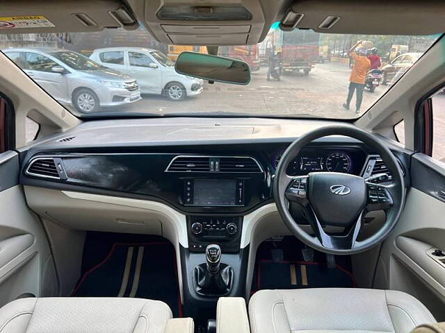 Used Mahindra Marazzo [2018-2020] M8 7 STR in Mumbai