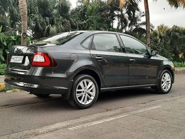 Used Skoda Rapid Style 1.6 MPI in Mumbai