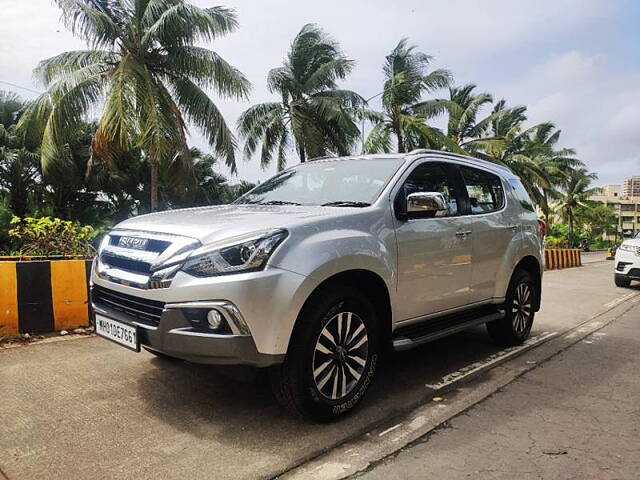 Used Isuzu MU-X [2017-2018] 4x2 in Mumbai