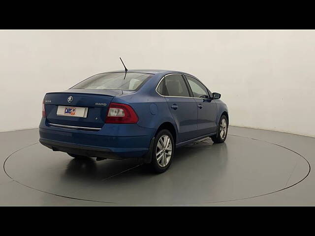 Used Skoda Rapid Style 1.6 MPI AT in Mumbai