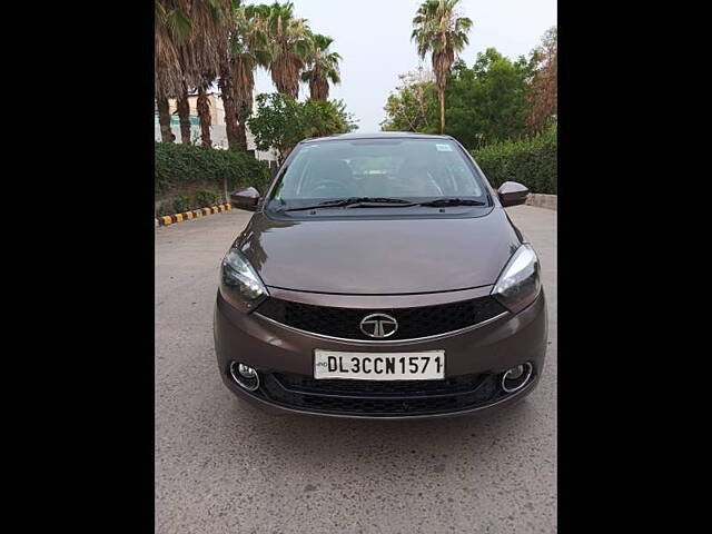 Used 2017 Tata Tigor in Delhi