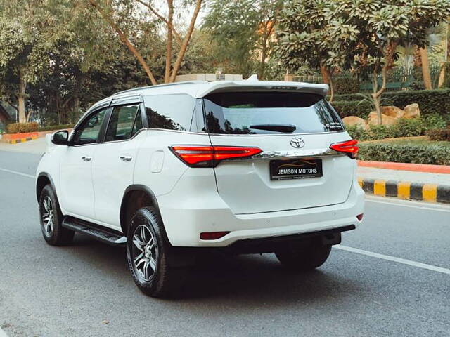 Used Toyota Fortuner 4X2 MT 2.8 Diesel in Delhi