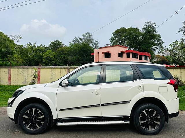 Used Mahindra XUV500 W11 AT in Vadodara