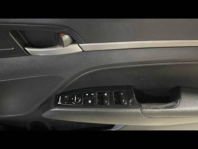 Used Hyundai Elantra [2016-2019] 1.6 SX (O) AT in Mumbai