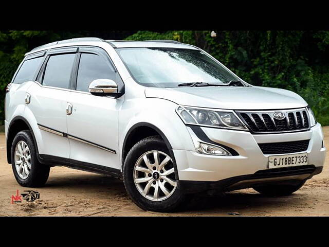 Used Mahindra XUV500 [2015-2018] W10 AT in Ahmedabad