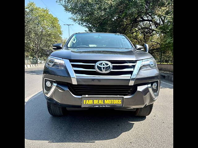 Used 2016 Toyota Fortuner in Delhi