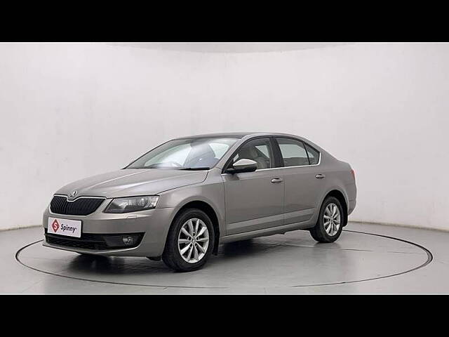 Used 2016 Skoda Octavia in Navi Mumbai