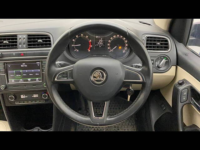 Used Skoda Rapid Style 1.6 MPI in Hyderabad