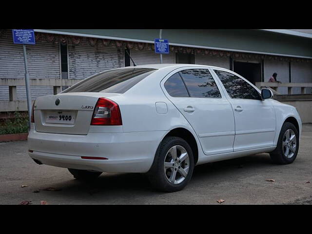 Used Skoda Laura Elegance 2.0 TDI CR AT in Nashik