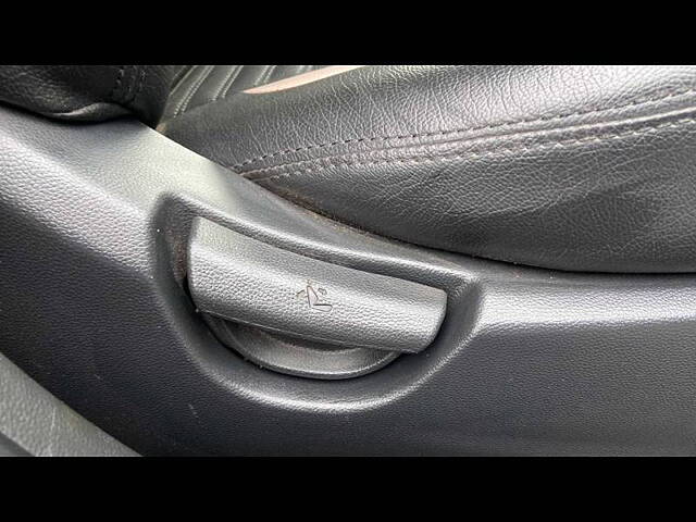 Used Hyundai Grand i10 Sportz (O) AT 1.2 Kappa VTVT [2017-2018] in Surat