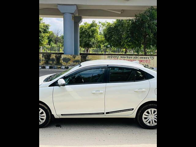 Used Toyota Yaris J MT in Delhi