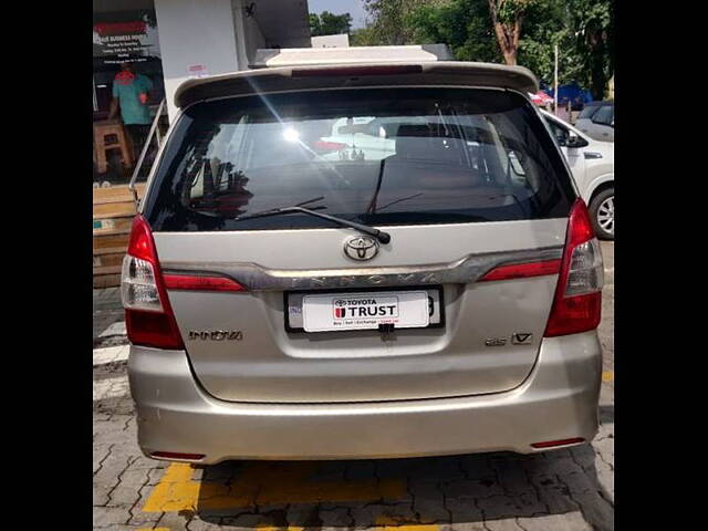 Used Toyota Innova [2009-2012] 2.5 VX 8 STR BS-IV in Mumbai