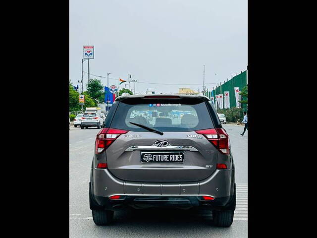 Used Mahindra XUV500 W11 in Delhi