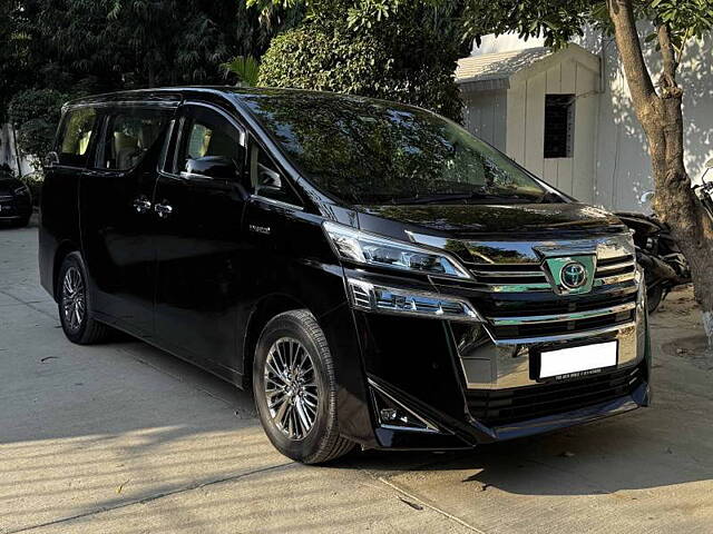 Used Toyota Vellfire VIP – Executive Lounge in Gurgaon