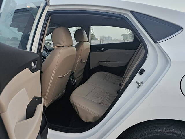 Used Hyundai Verna [2017-2020] EX 1.6 VTVT AT [2017-2018] in Ahmedabad