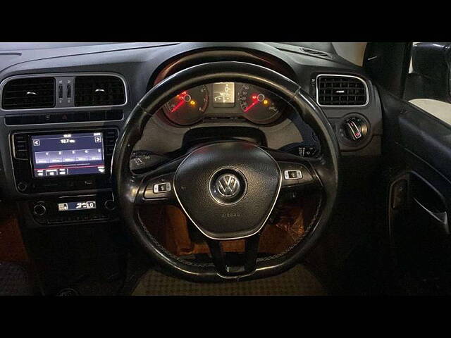 Used Volkswagen Polo [2016-2019] Highline Plus 1.0 (P) 16 Alloy in Allahabad