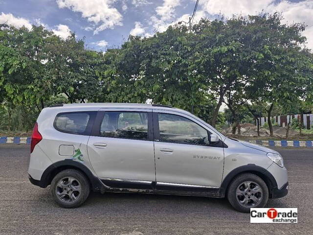 Used Renault Lodgy 110 PS RXZ Stepway 7 STR in Kolkata