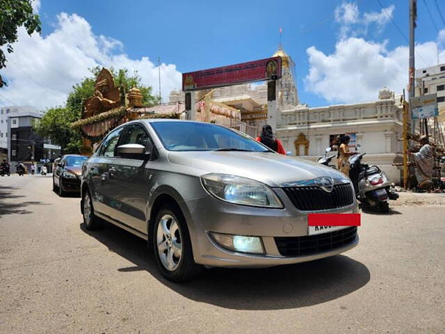 Used Skoda Rapid [2014-2015] 1.5 TDI CR Ambition with Alloy Wheels in Bangalore