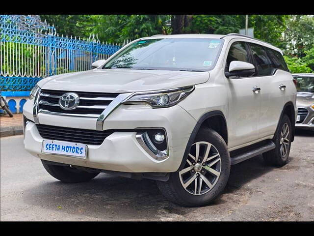 Used Toyota Fortuner [2016-2021] 2.8 4x4 MT [2016-2020] in Kolkata