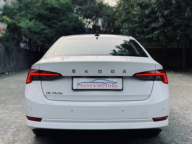 Used Skoda Octavia L&K 2.0 in Delhi