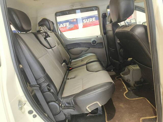 Used Mahindra NuvoSport N8 in Kanpur