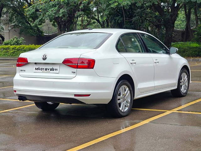 Used Volkswagen Jetta Highline TDI AT in Pune