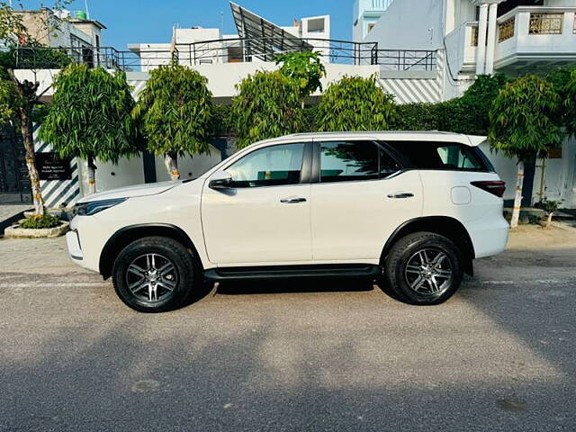 Used Toyota Fortuner 4X2 MT 2.8 Diesel in Lucknow