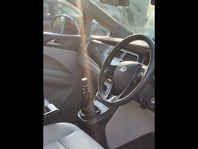 Used Mahindra Marazzo [2018-2020] M8 7 STR in Mumbai