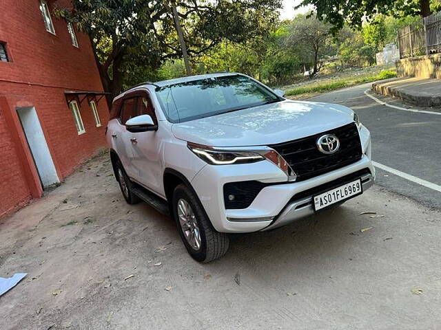 Used Toyota Fortuner 4X4 AT 2.8 Diesel in Delhi