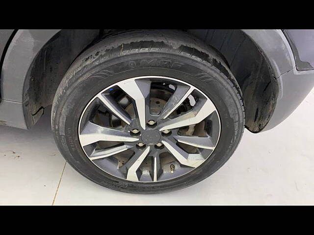 Used Mahindra XUV300 [2019-2024] W8 (O) 1.2 Petrol in Kochi