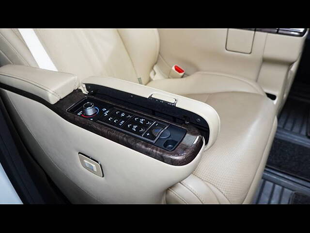 Used Toyota Vellfire VIP – Executive Lounge in Hyderabad