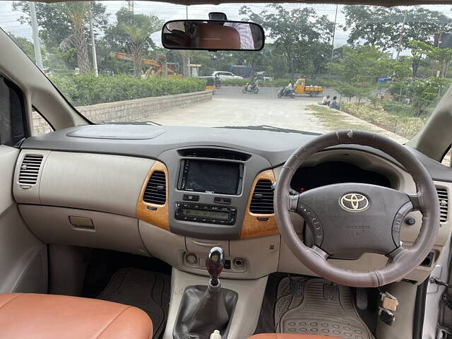 Used Toyota Innova [2009-2012] 2.5 VX 8 STR BS-IV in Hyderabad