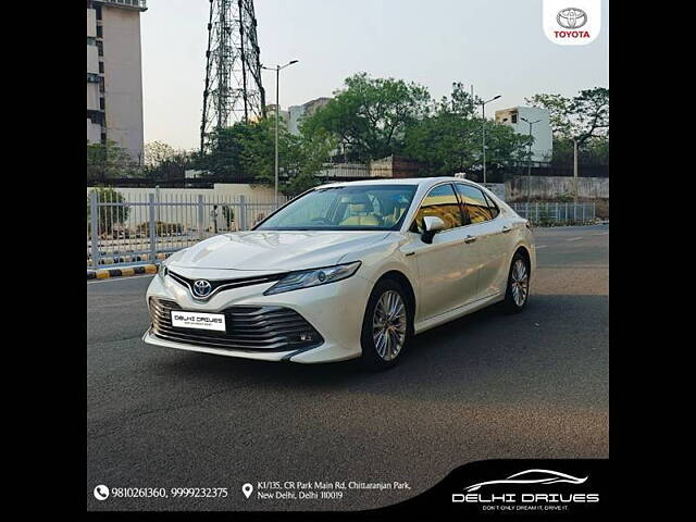 Used Toyota Camry Hybrid in Delhi