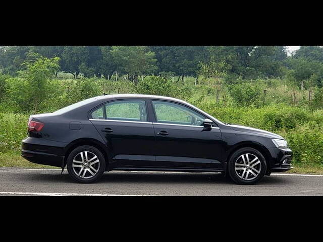 Used Volkswagen Jetta Highline TDI AT in Surat