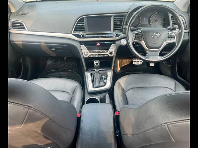 Used Hyundai Elantra SX (O) 2.0 AT in Ahmedabad