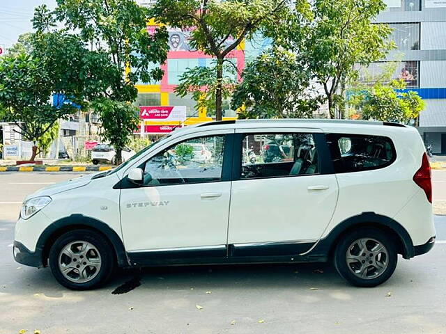 Used Renault Lodgy 110 PS RXZ 7 STR [2015-2016] in Vadodara