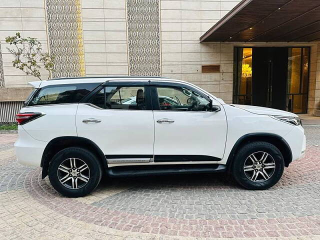 Used Toyota Fortuner [2016-2021] 2.8 4x2 AT [2016-2020] in Chandigarh