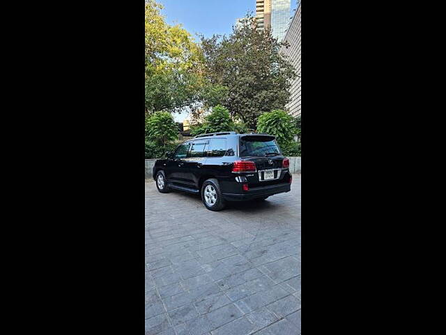 Used Lexus LX 570 V8 AT in Mumbai