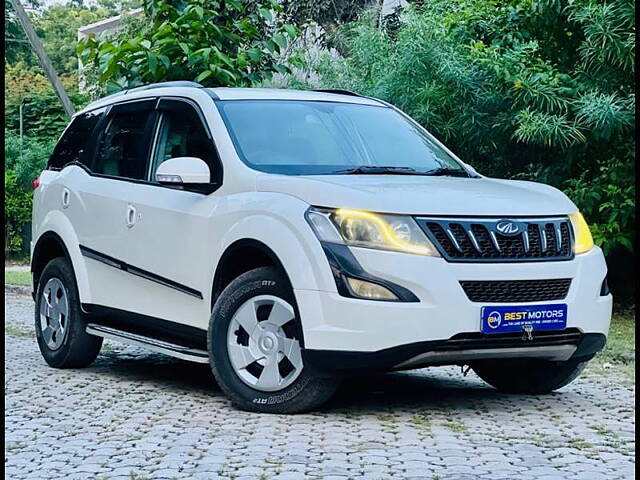 Used Mahindra XUV500 [2015-2018] W6 in Ahmedabad