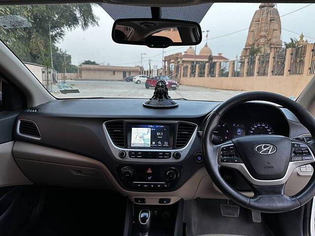Used Hyundai Verna [2017-2020] SX (O) 1.6 CRDi  AT in Vadodara