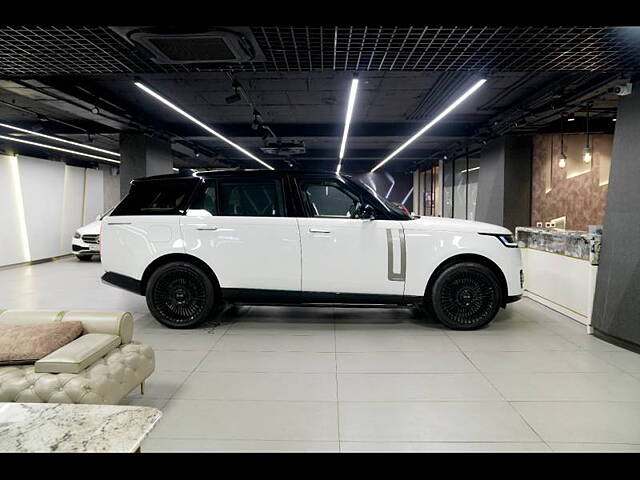 Used Land Rover Range Rover Autobiography 4.4 LWB Petrol [2022] in Kanpur