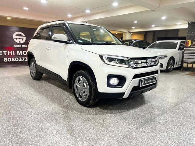 Used Maruti Suzuki Brezza VXi in Delhi