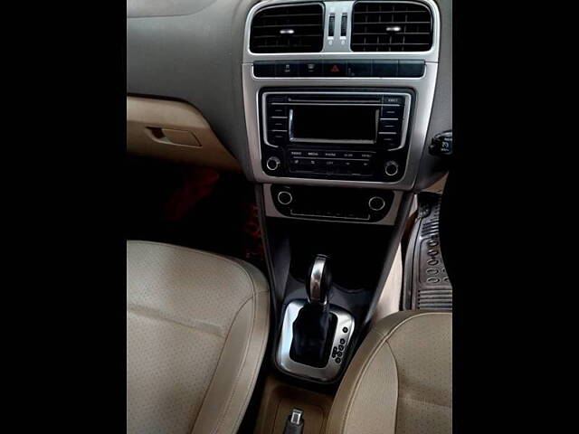 Used Volkswagen Vento [2015-2019] Highline Plus 1.2 (P) AT 16 Alloy in Mumbai